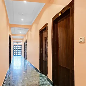 4* Hotel Oyo Flagship Tara